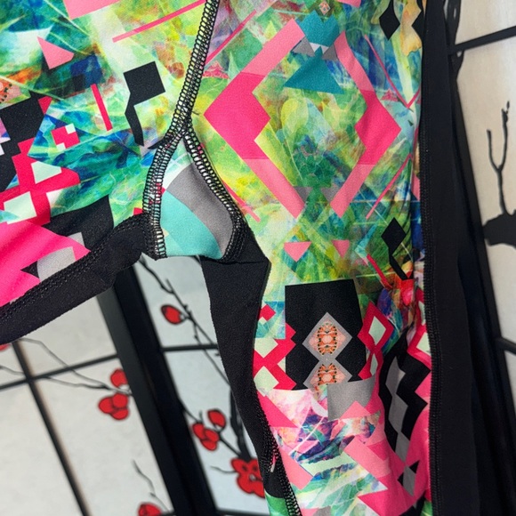 Pink Lotus XL Colorful Geometric Exercise Stretch Compression Running Leggings - Picture 10 of 12